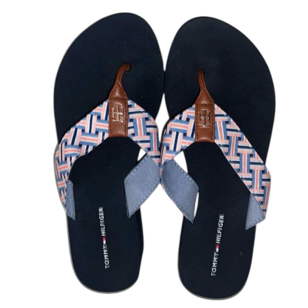 Tommy Hilfiger Womens Slip On Wedges Platform Thong Sandals / NWT / SIZE 6
